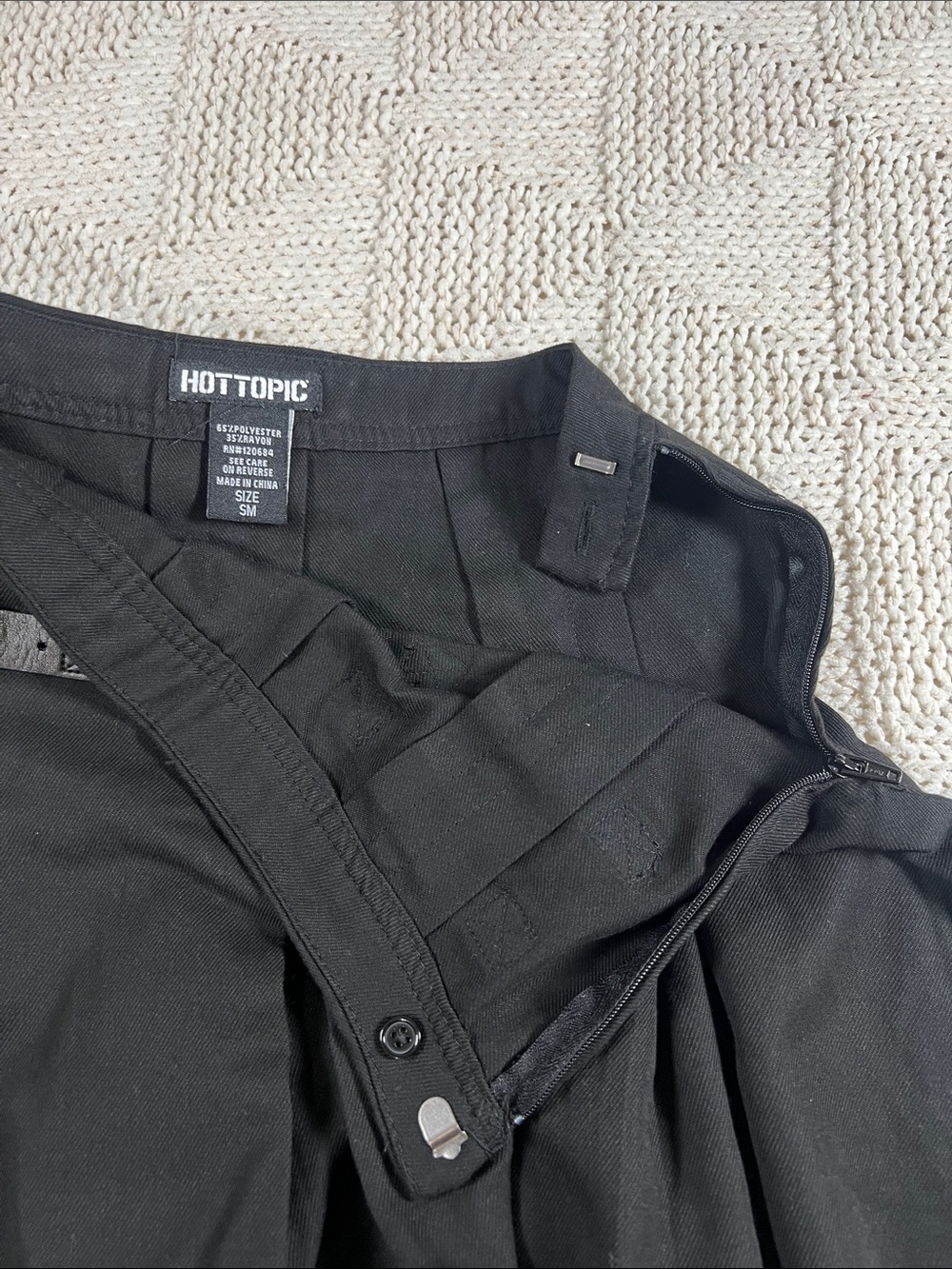 Hot Topic Pleated Skirt - Picture 5 of 8